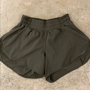 Lululemon Hotty Hot Short 4 Inch